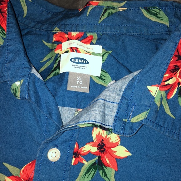 XL/TG Old Navy Hawaiian floral Blue Button-up 🌺 - Picture 2 of 2